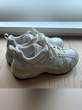 New Balance 878 Nimbus Cloud Sneakers